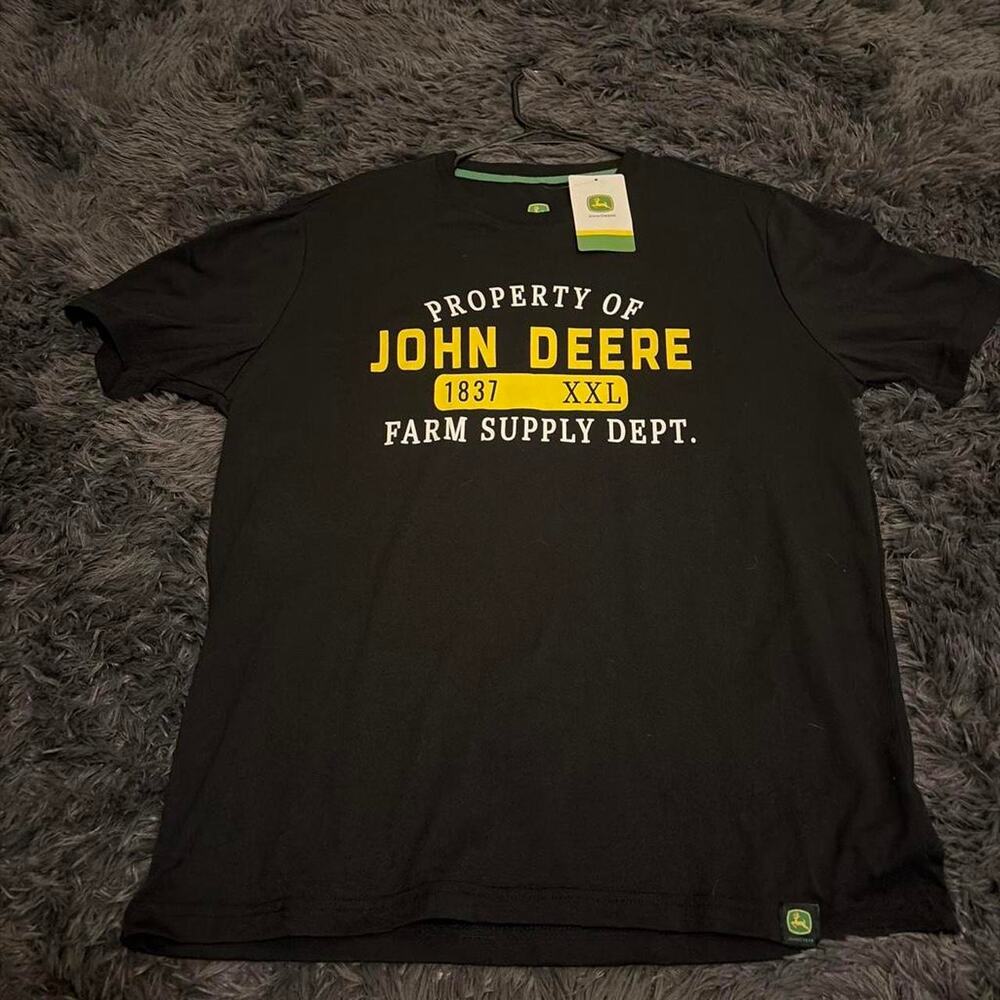 John Deere Black Cotton T-Shirt with Yellow Accents Size M